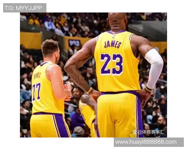 湖人快船激战全场回放精彩瞬间回顾及赛后分析